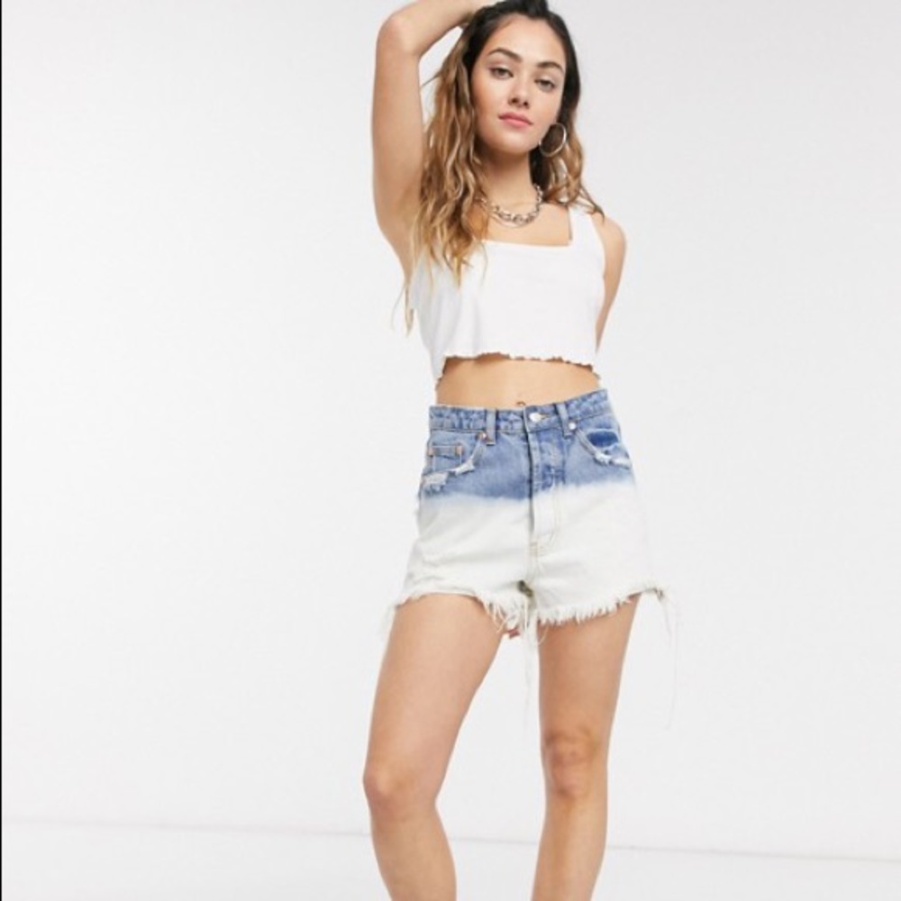Signature 8 Ombré Denim Shorts